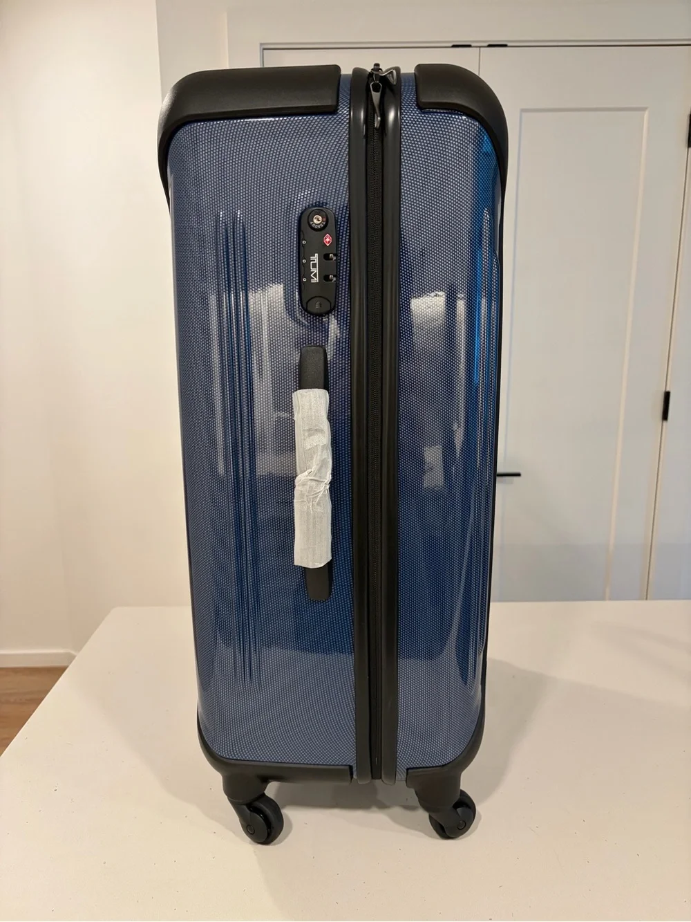 Tumi Hard Shell Spinner Luggage Set in Blue and Silver